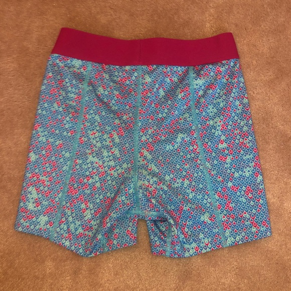 Girls’ Nike Pro Short - Picture 2 of 4